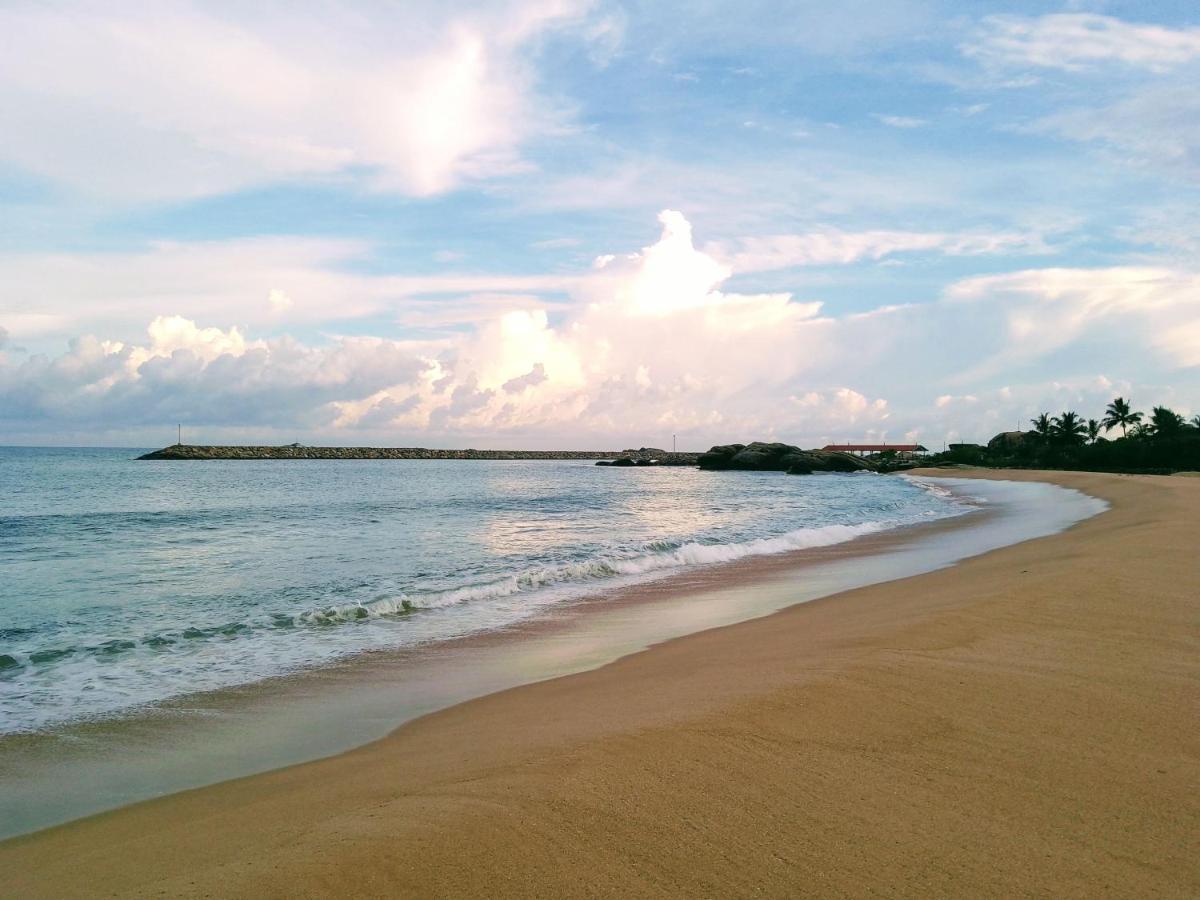 Kalimetiya Beach Cabana Hungama Bagian luar foto